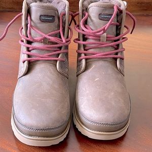 Men’s Harkley Leather UGGs waterproof